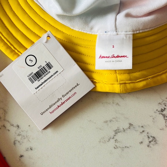 Hanna Andersson Sunblock Swim Hat - Picture 7 of 9
